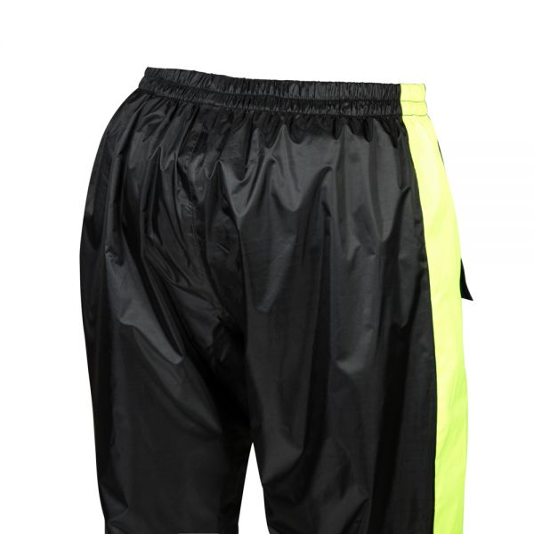 Traje de agua dos piezas negro y amarillo con reflectante